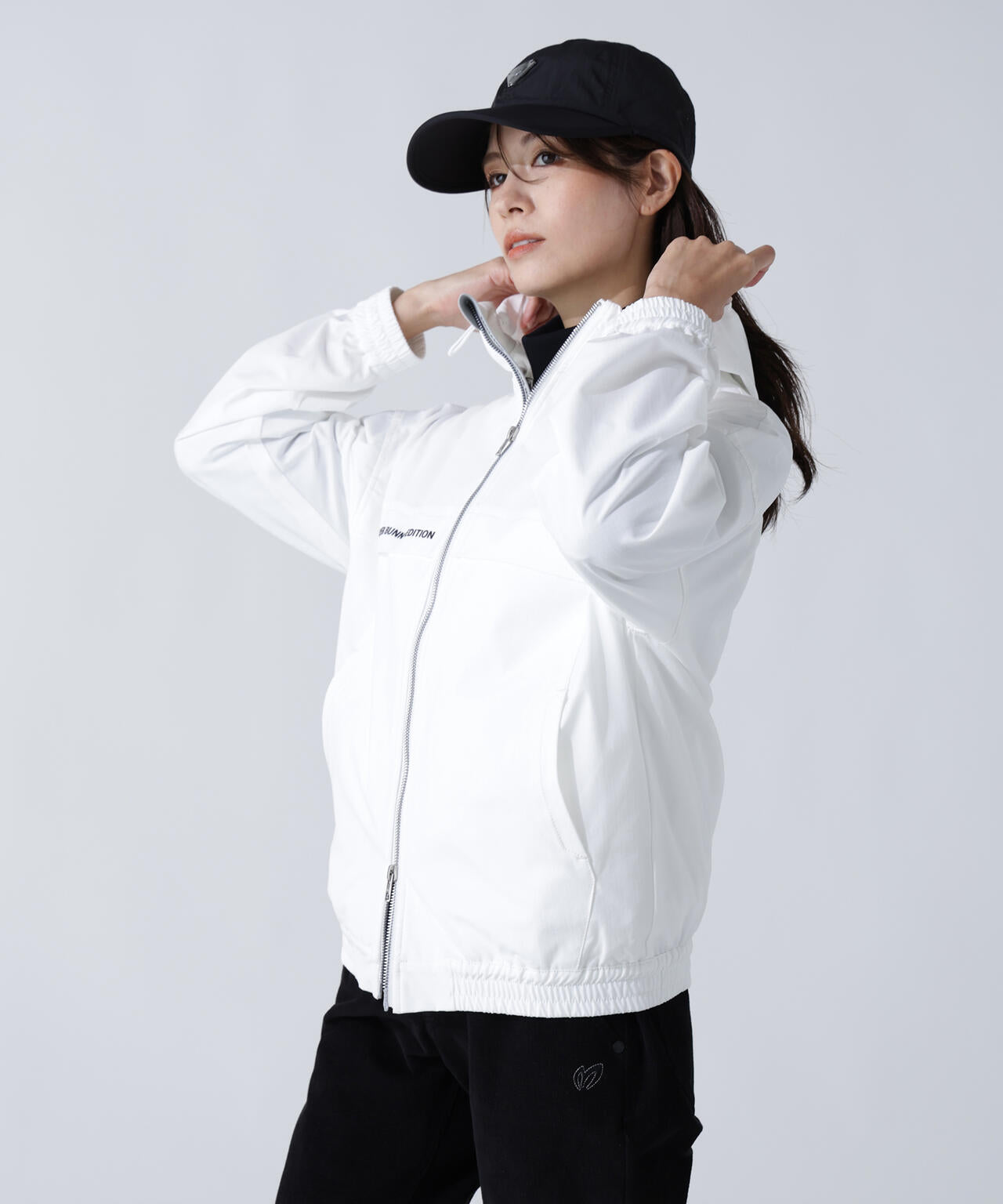 ストレッチリップストップ×高密度ツイル レイヤードフーディブルゾン