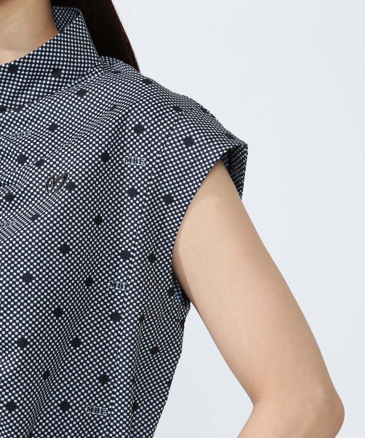 SPX×TEXBRIDプリント ハーフジップアップ スリーブレスワンピース