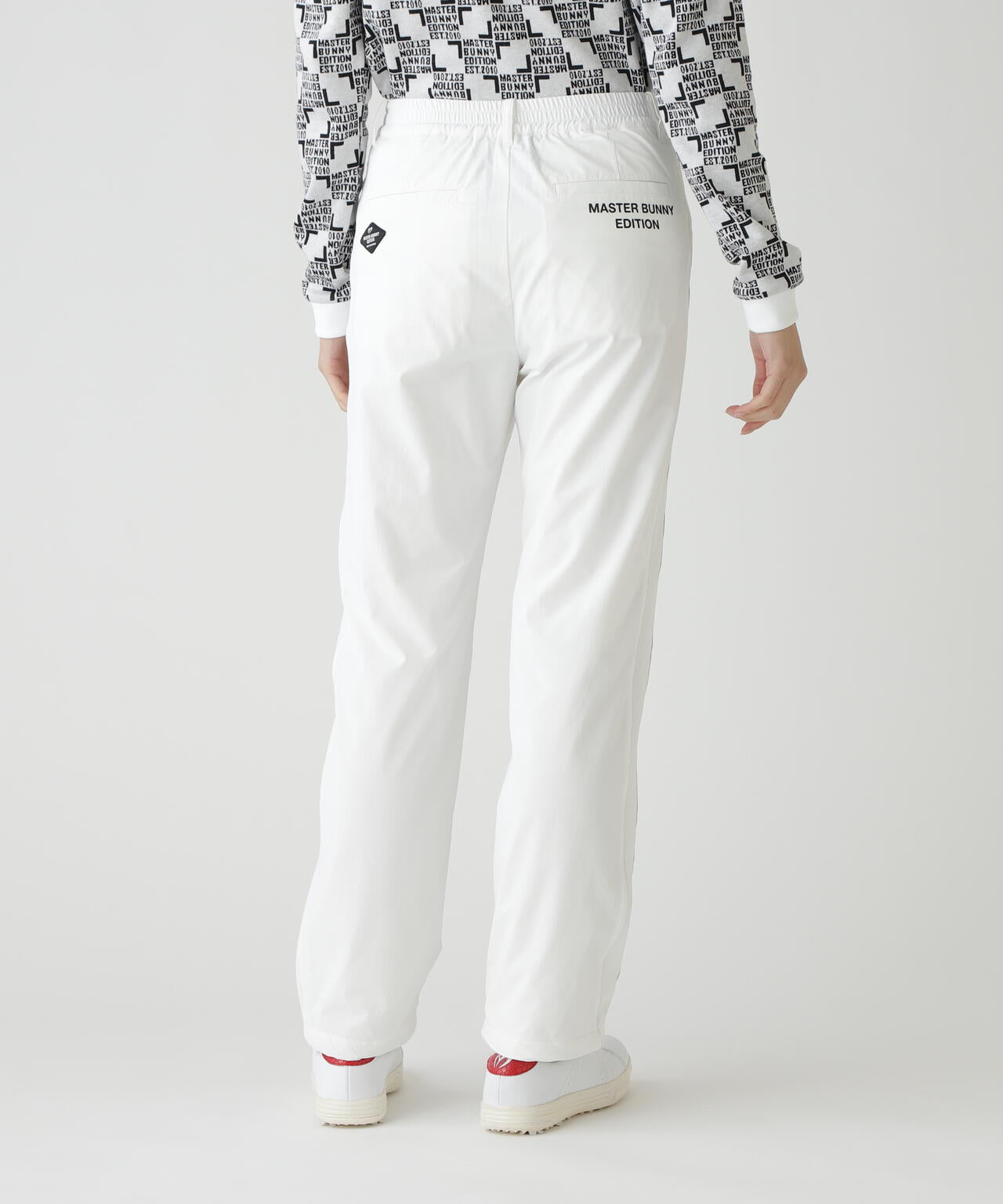極美品　現行モデル　マスターバニー　パンツ　M〜L相当　白　ホワイト　ドライ　5 MASTER BUNNY EDITION 【NEW】マスターバニーbyパーリーゲイツ メンズ