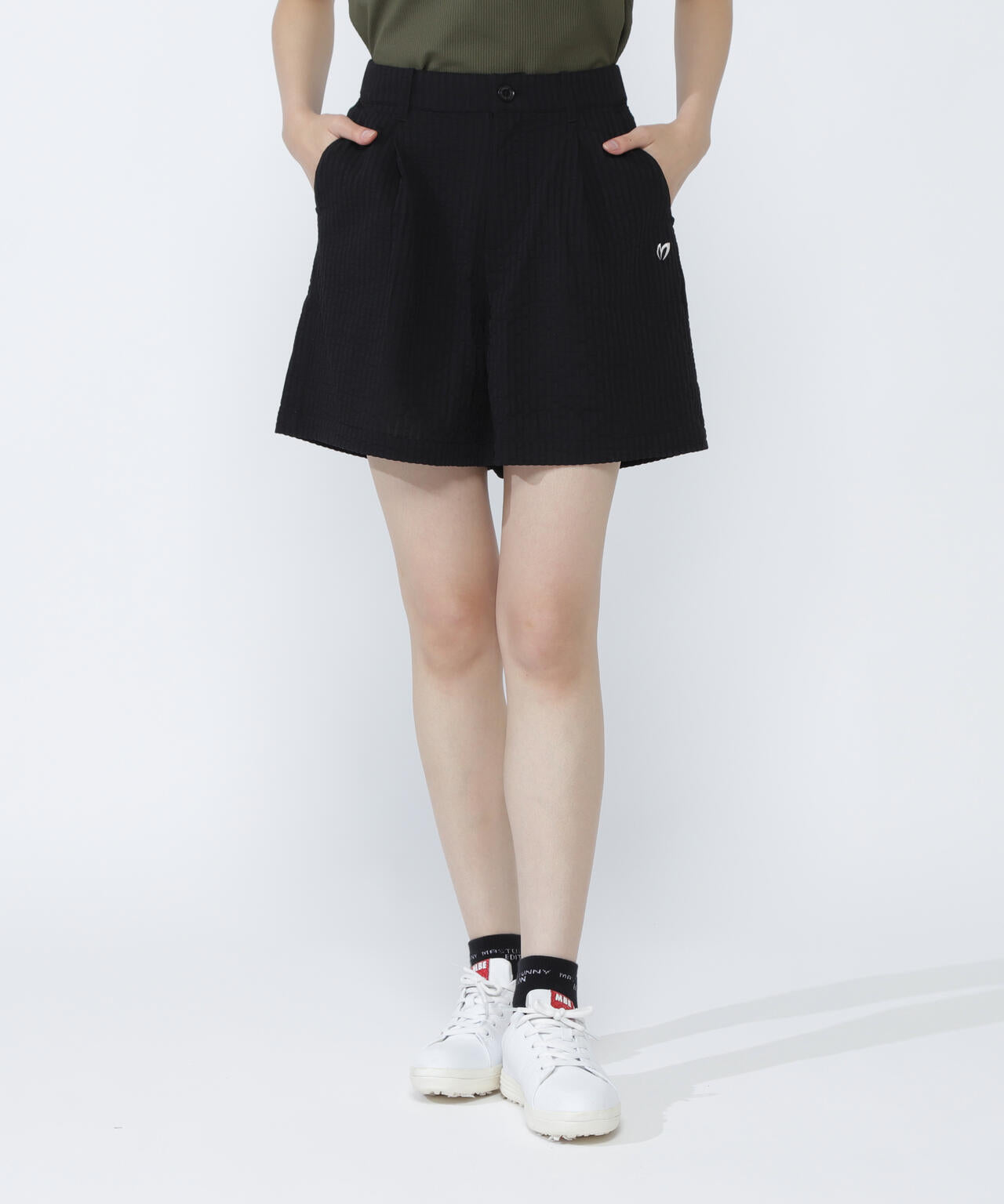 【SWAGGY BUNNY】マイクロシアサッカーショートパンツ