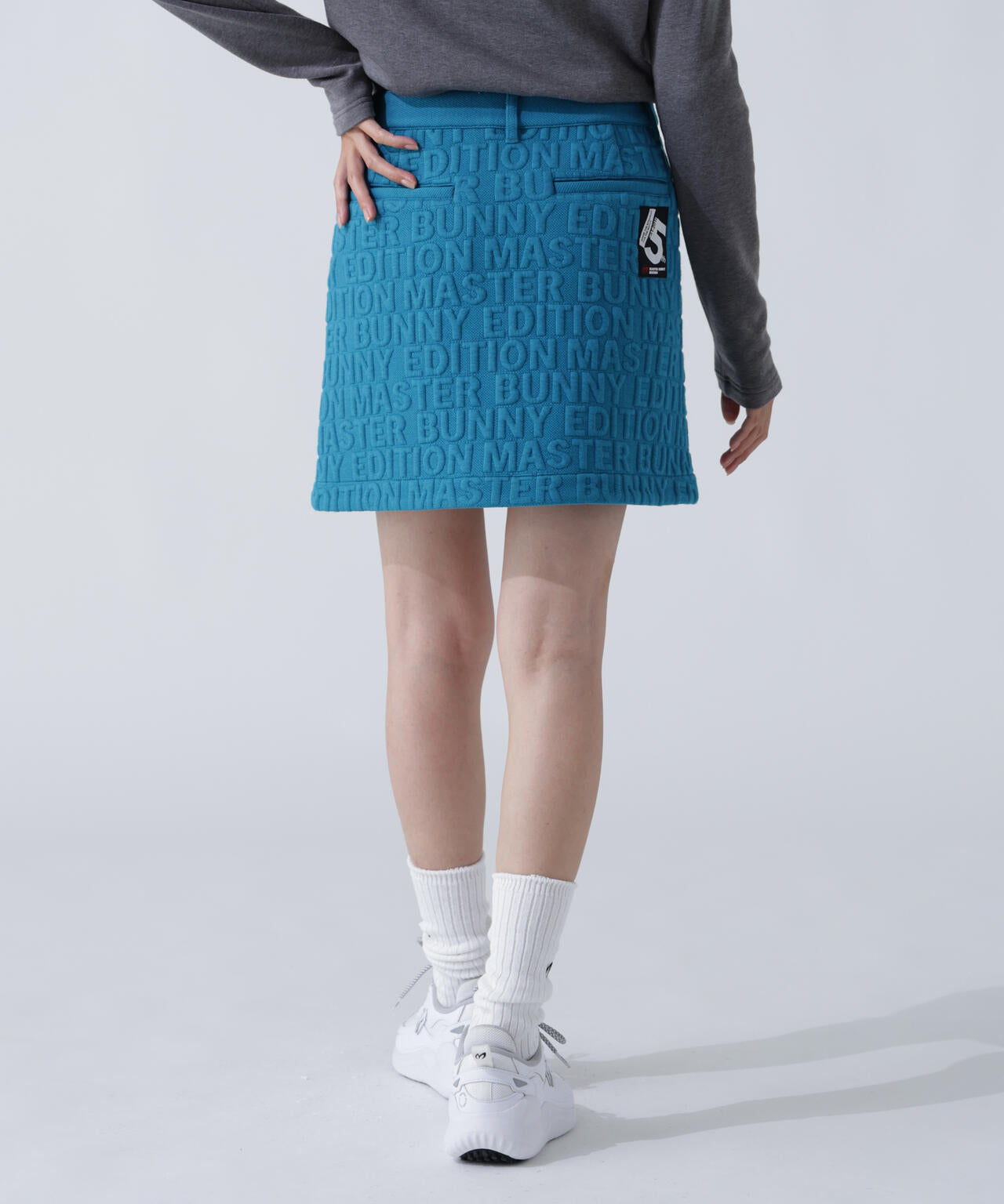 ロゴキルトジャガードスカート