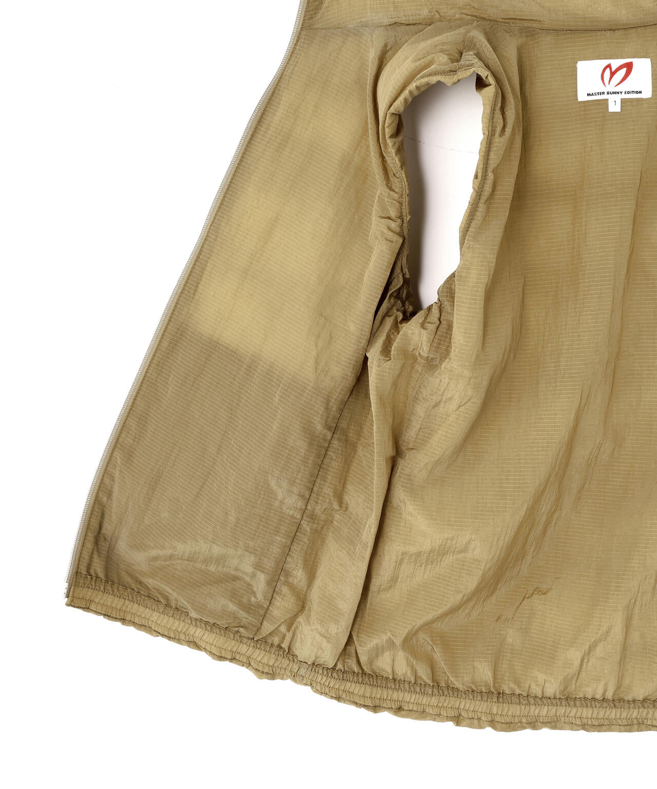 ナイロンリップ中綿フルジップベスト