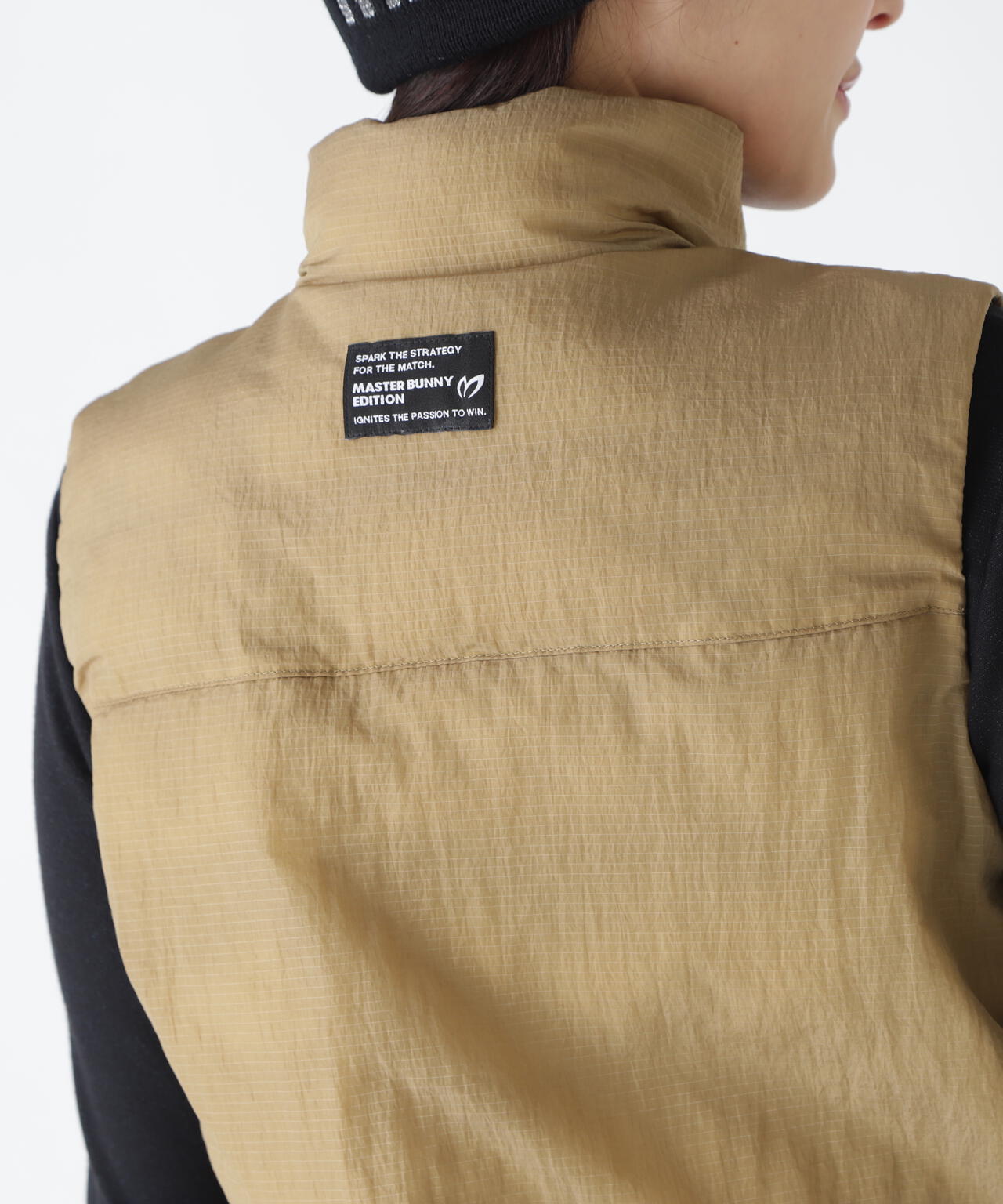 PG マスターバニーエディション ジップアップ ニットベスト 5