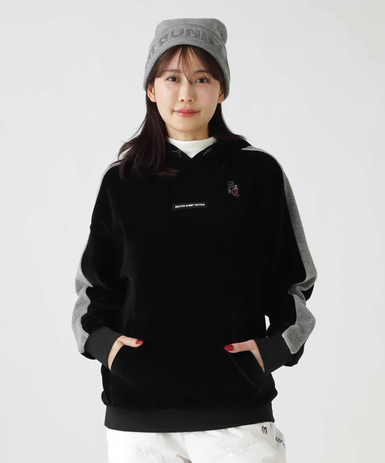 MASTER BUNNY EDITION ワッフル切替フーディ サイズ0 新品 岩井ツインズコラボカラーあり】ベロアフーディプルオーバー | MASTER