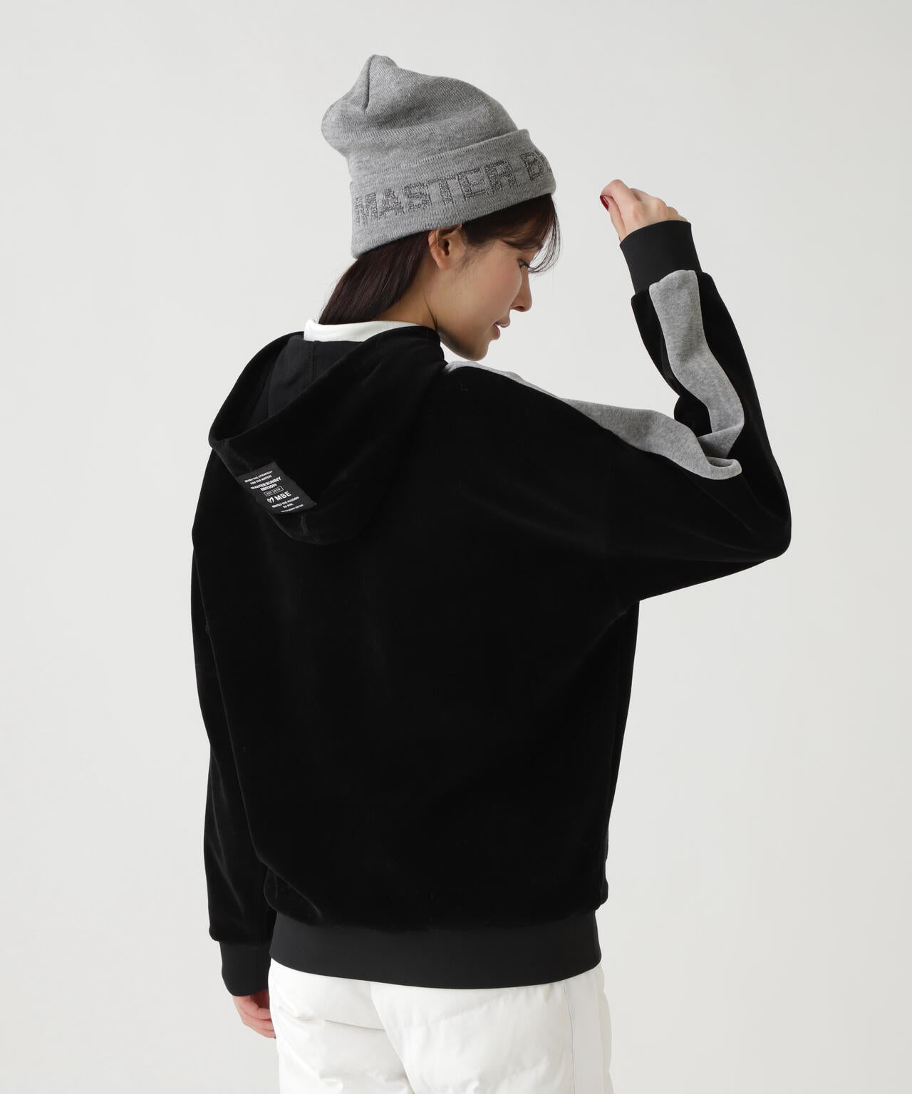 【岩井ツインズコラボカラーあり】ベロアフーディプルオーバー