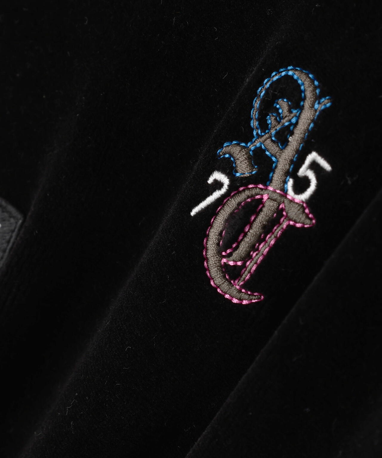 【岩井ツインズコラボカラーあり】ベロアフーディプルオーバー