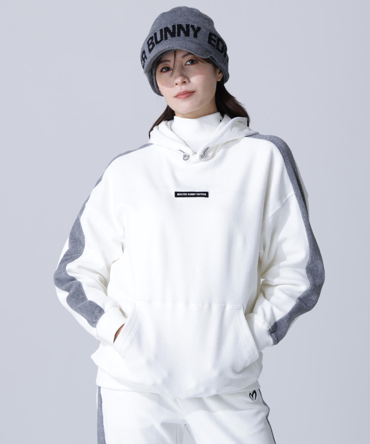 岩井ツインズコラボカラーあり】ベロアフーディプルオーバー | MASTER