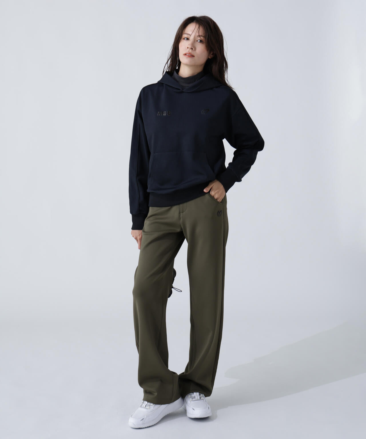 幾何学柄ジャガード フーディプルオーバー