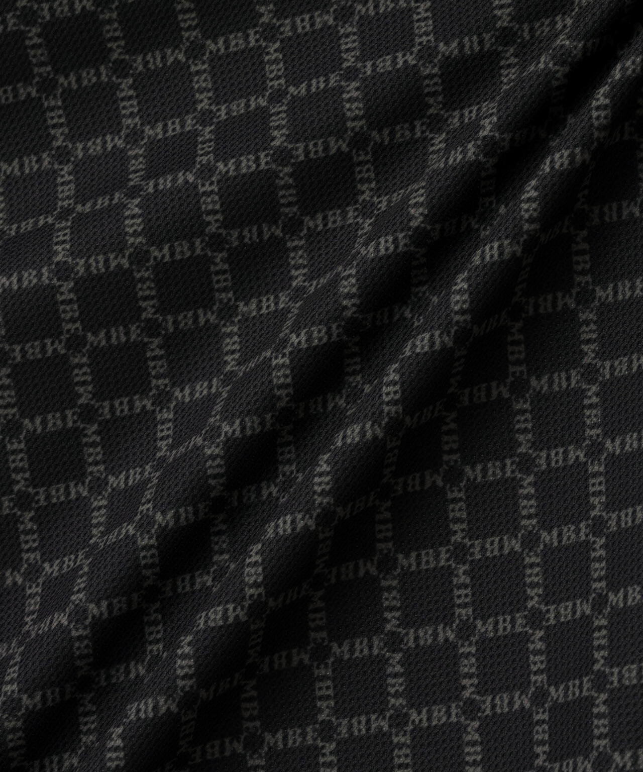 SPXカラミメッシュMBEボックスプリント長袖モックネック