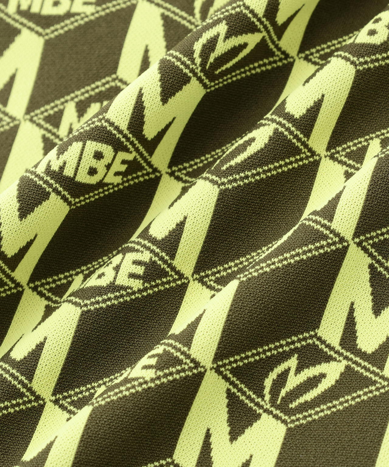 エコブルーMキューブジャガード長袖ハイネックカットソー