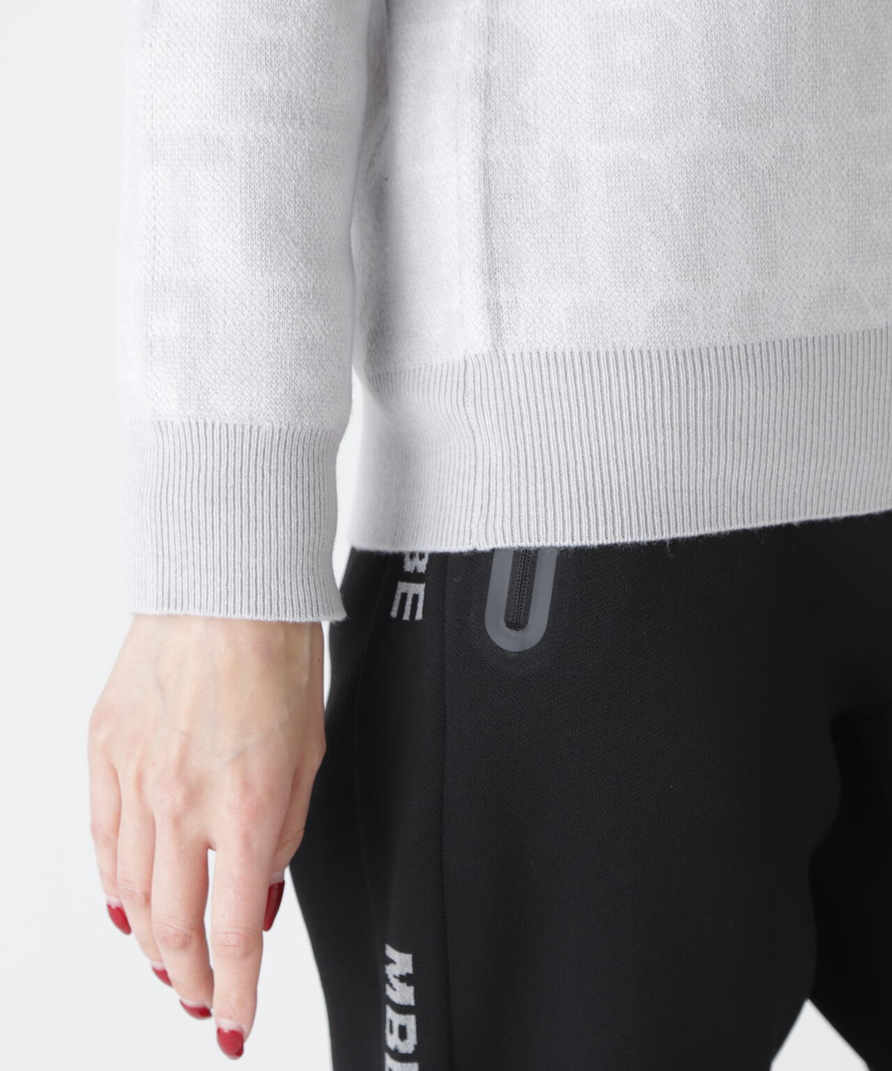 ロゴクルーネックニットプルオーバー | MASTER BUNNY EDITION