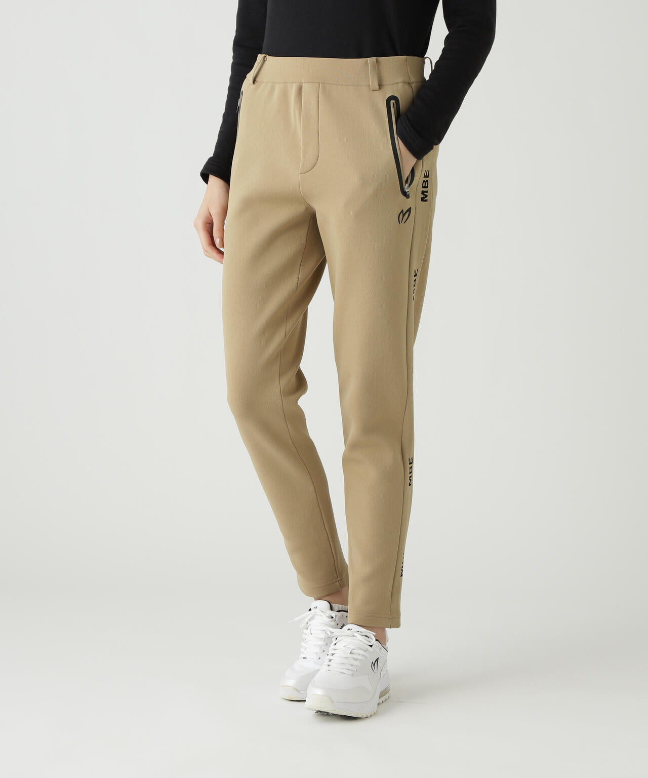 MASTER BUNNY EDITION ベージュパンツ REGENTニットトラック風パンツ | MASTER BUNNY EDITION（マスター