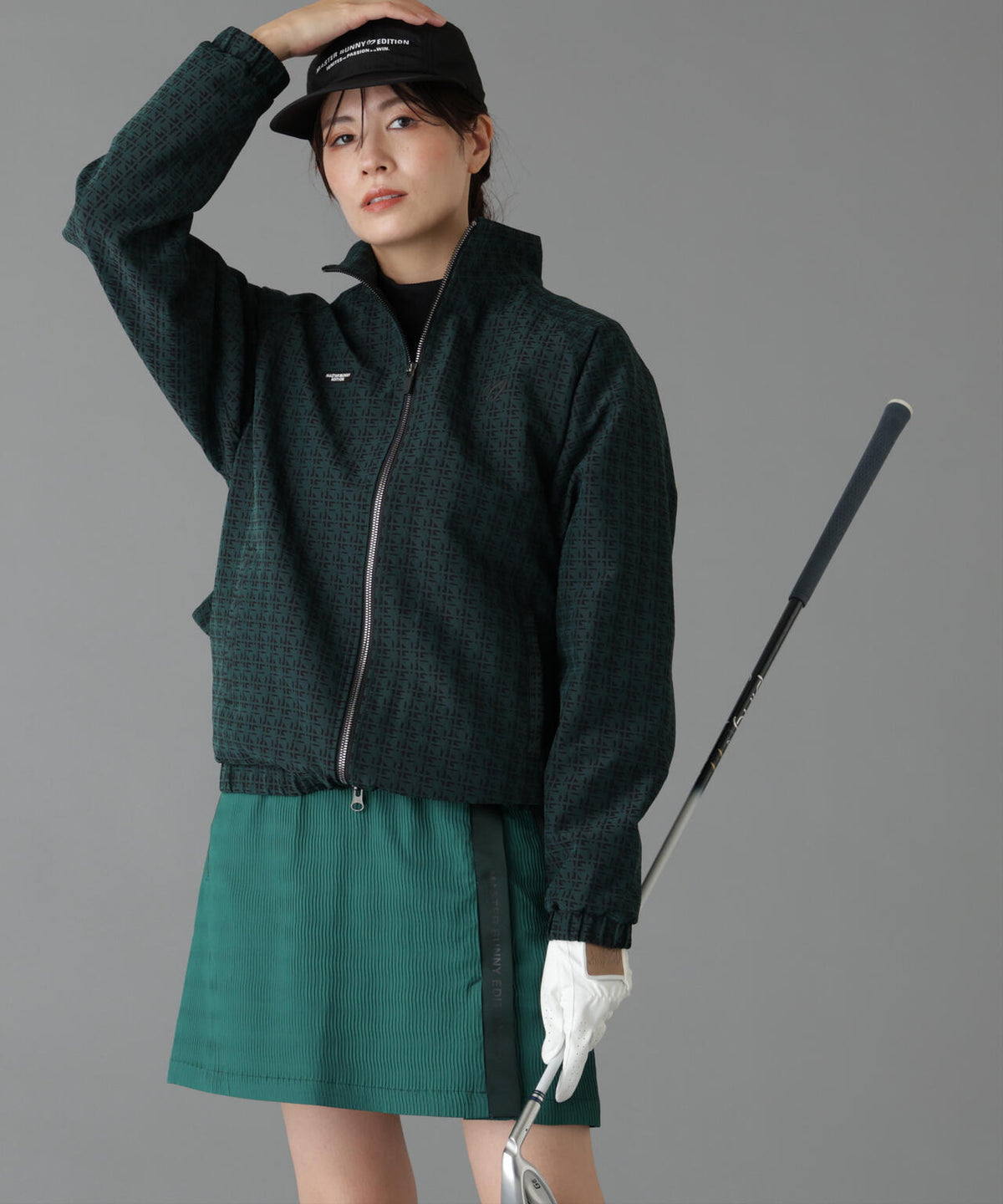 Height : 160 Bust : 80 Waist : 58 Hips : 83 着用サイズ：1
