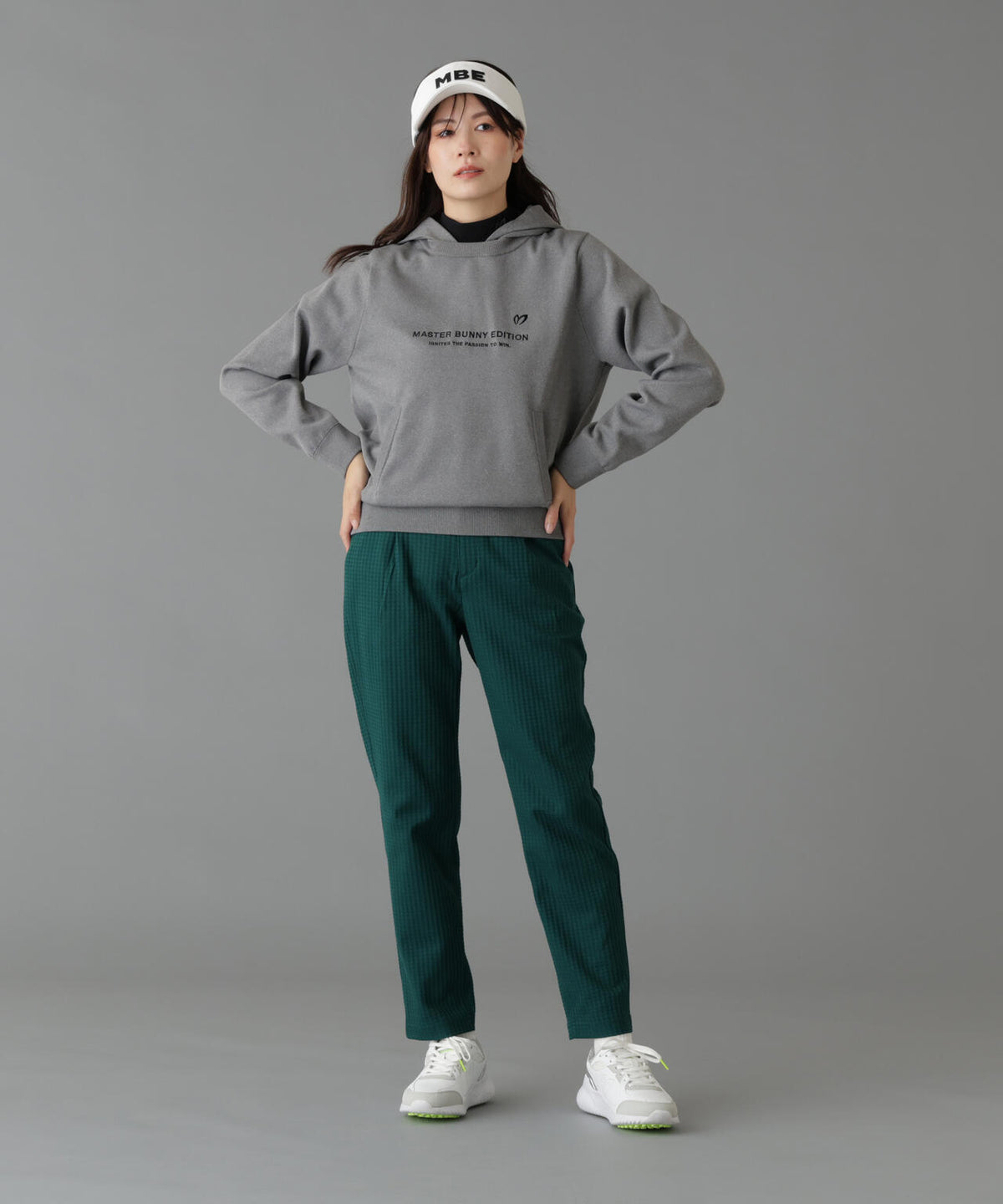 Height : 160 Bust : 80 Waist : 58 Hips : 83 着用サイズ：1