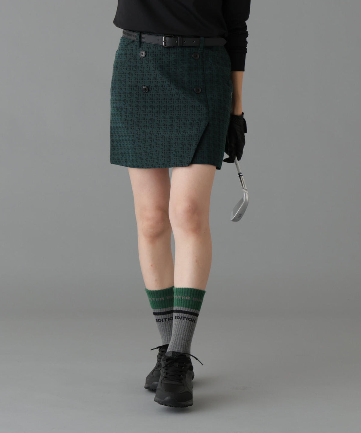 Height : 160 Bust : 80 Waist : 58 Hips : 83 着用サイズ：1