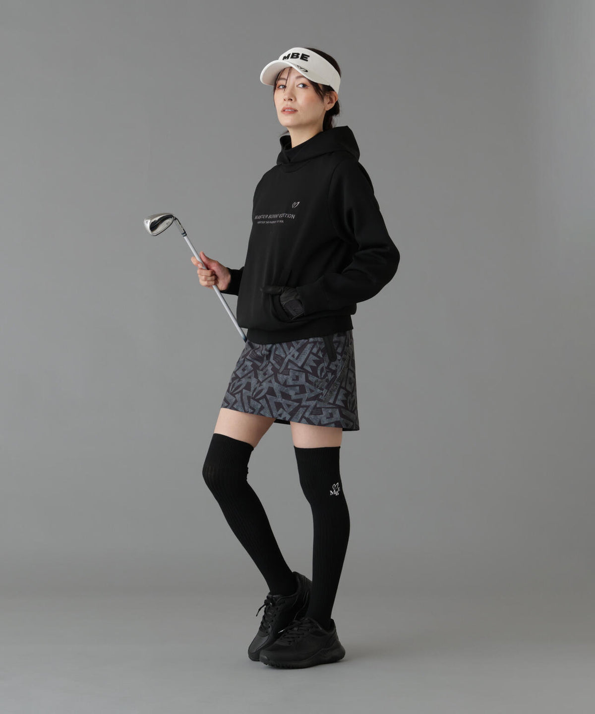 Height : 160 Bust : 80 Waist : 58 Hips : 83 着用サイズ：1
