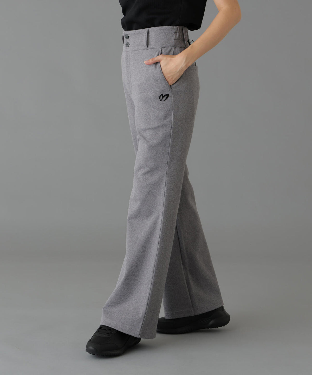 Height : 160 Bust : 80 Waist : 58 Hips : 83 着用サイズ：1