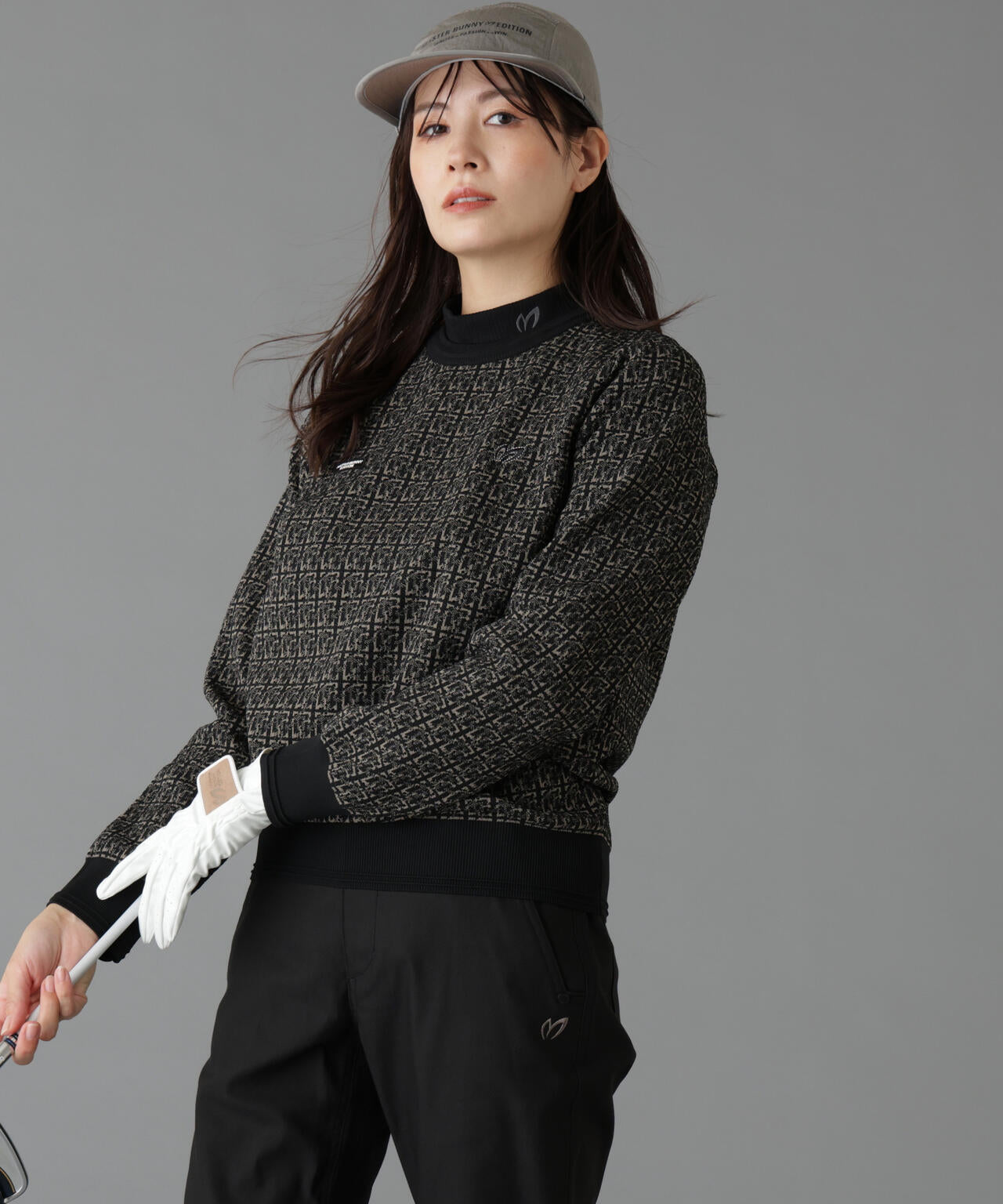 クルーネックニットプルオーバー (WOMENS) | MASTER BUNNY EDITION