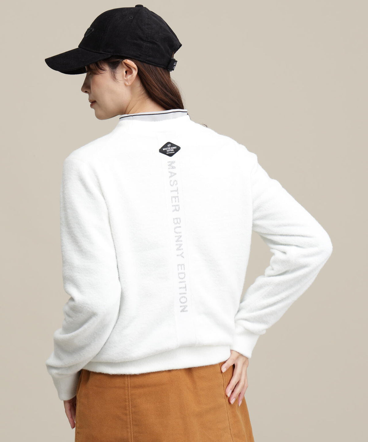 Height : 160 Bust : 80 Waist : 58 Hips : 83 着用サイズ：1