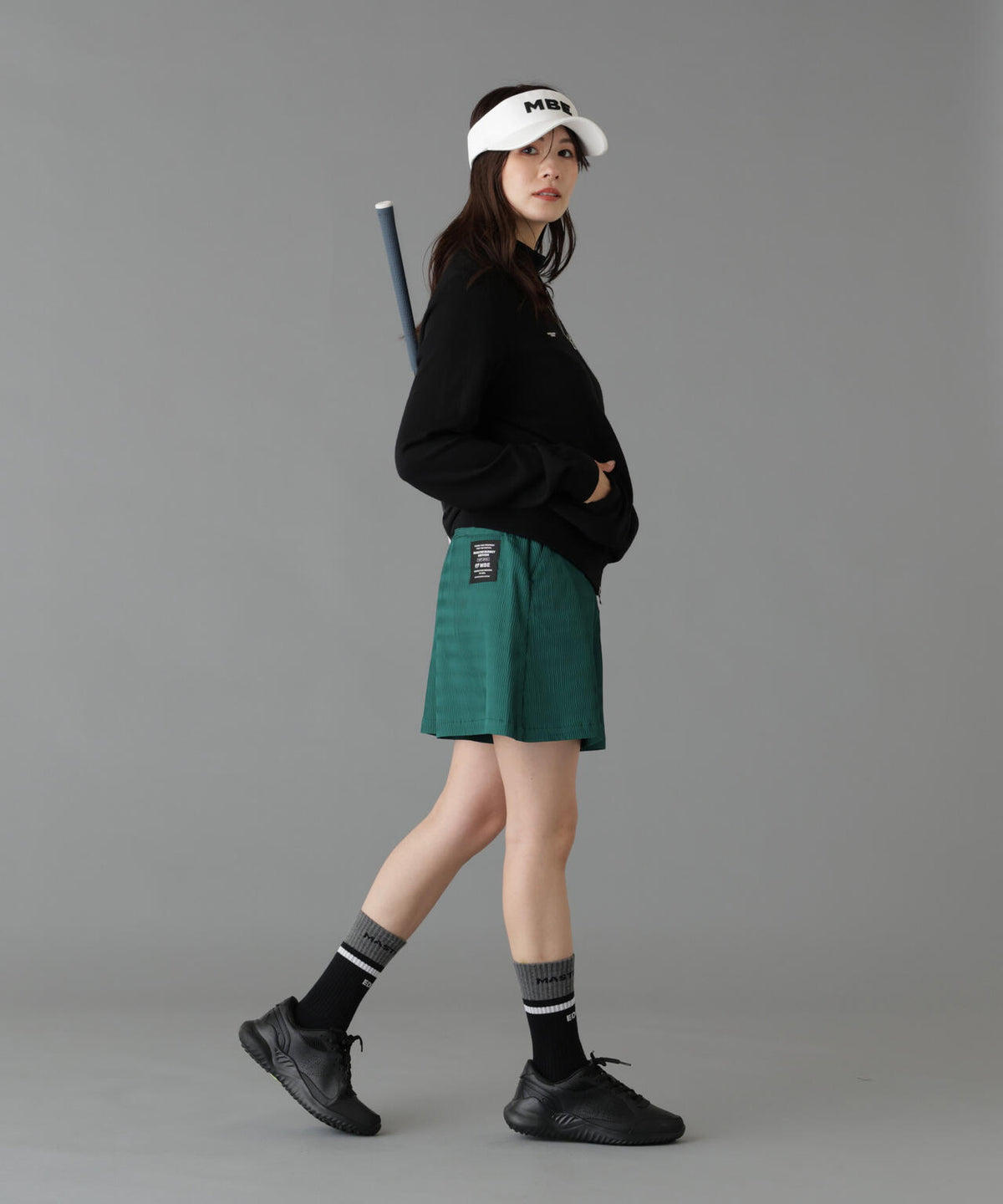 Height : 160 Bust : 80 Waist : 58 Hips : 83 着用サイズ：1
