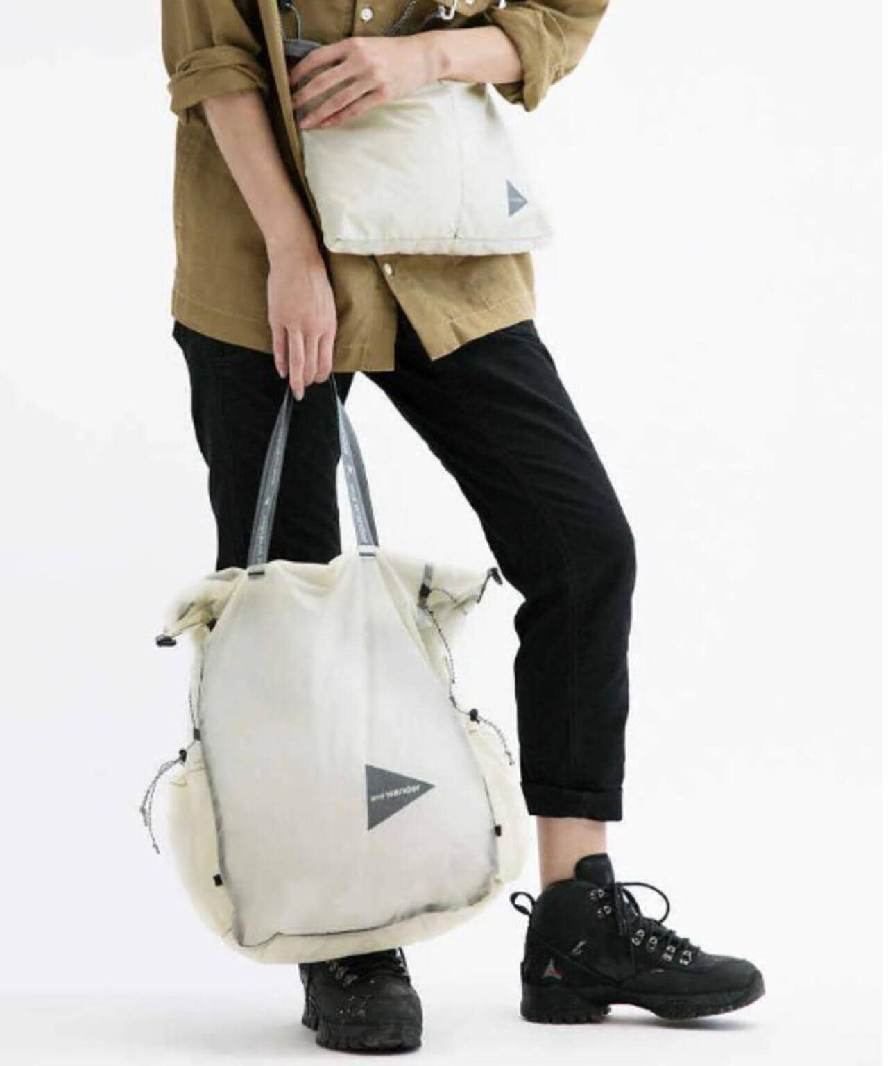 and wander/アンドワンダー sil tote bag シルトートバッグ | BEAVER