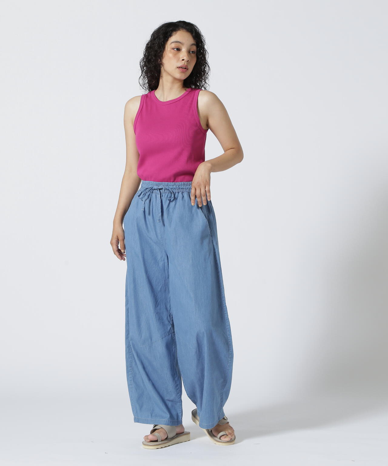 B omnivore/ビーオムニボー ライトデニムイージーカーブパンツ