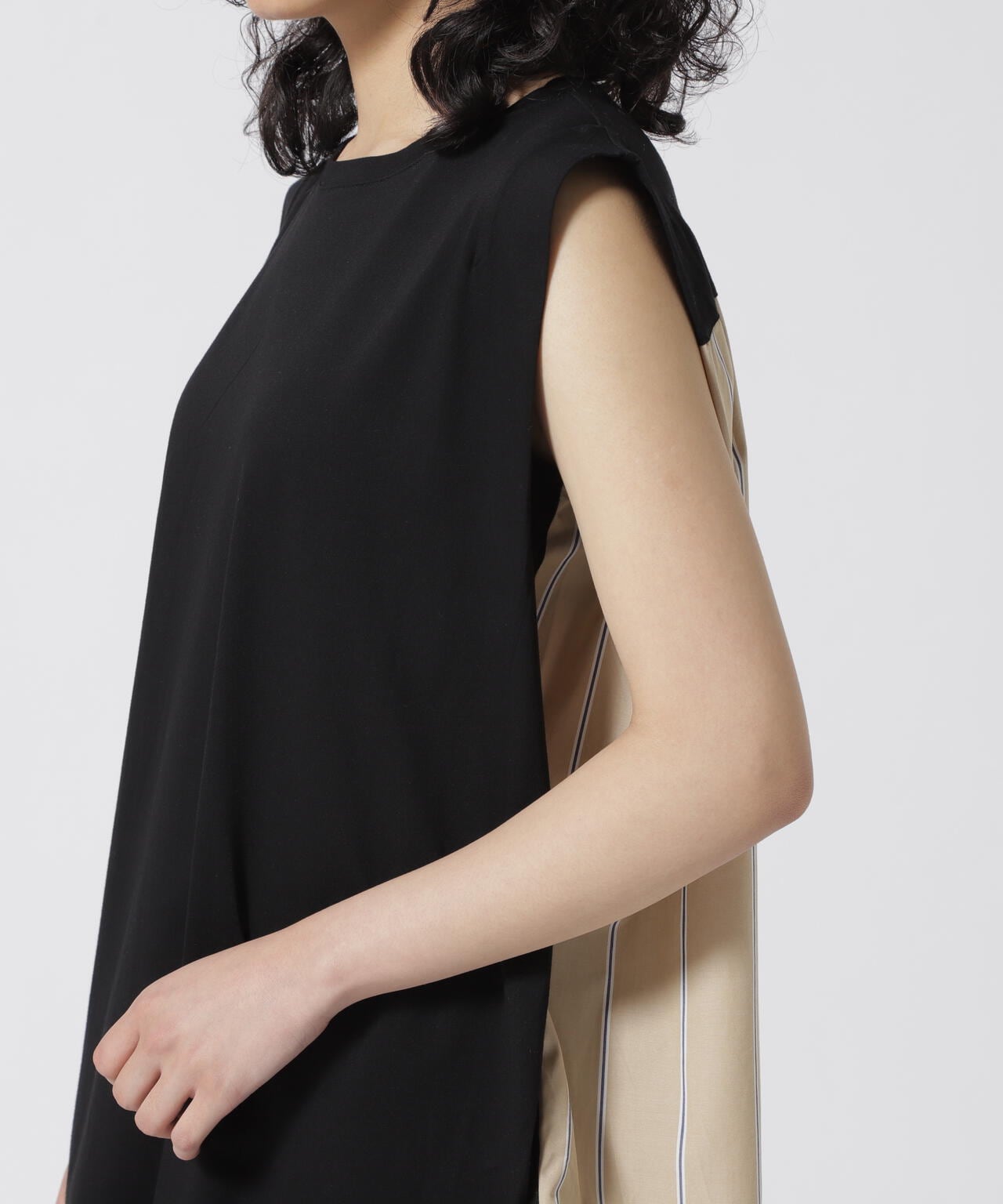 B omnivore/ビーオムニボー UV加工天竺×ストライプインタックワンピ