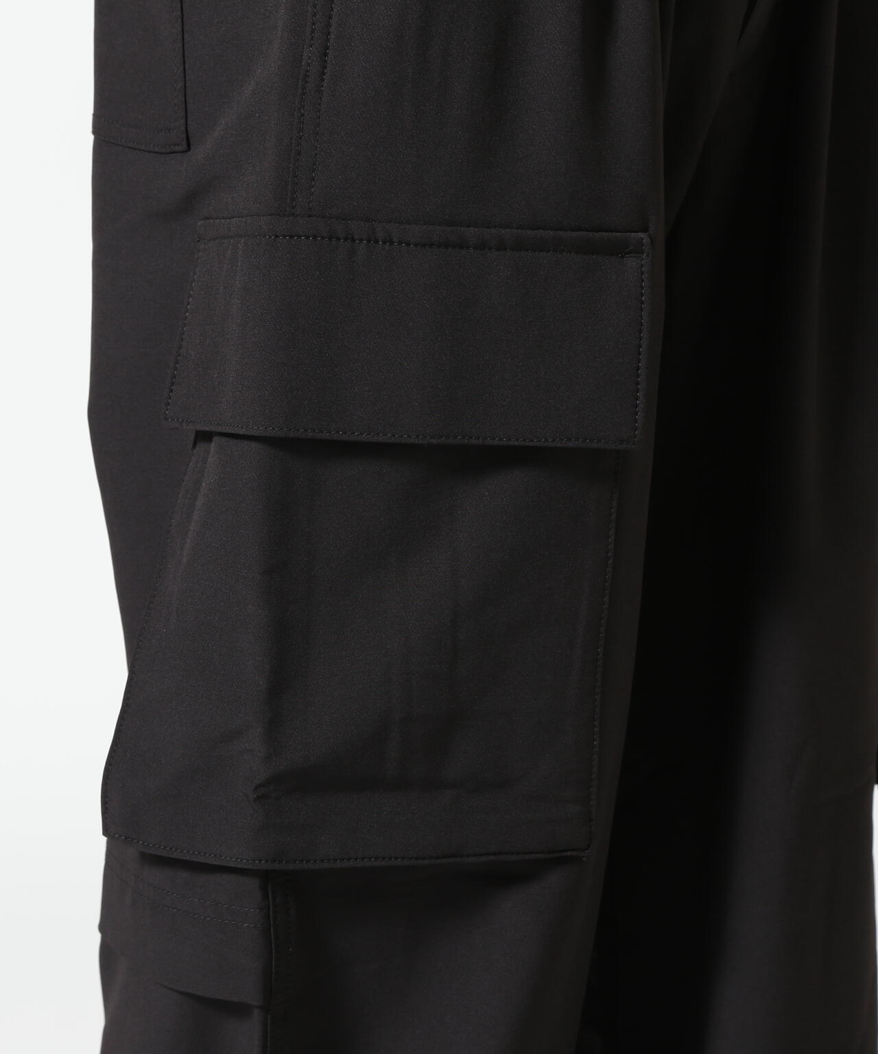 B omnivore/ビーオムニボー  STRETCH POLYESTER CARGO PANTS