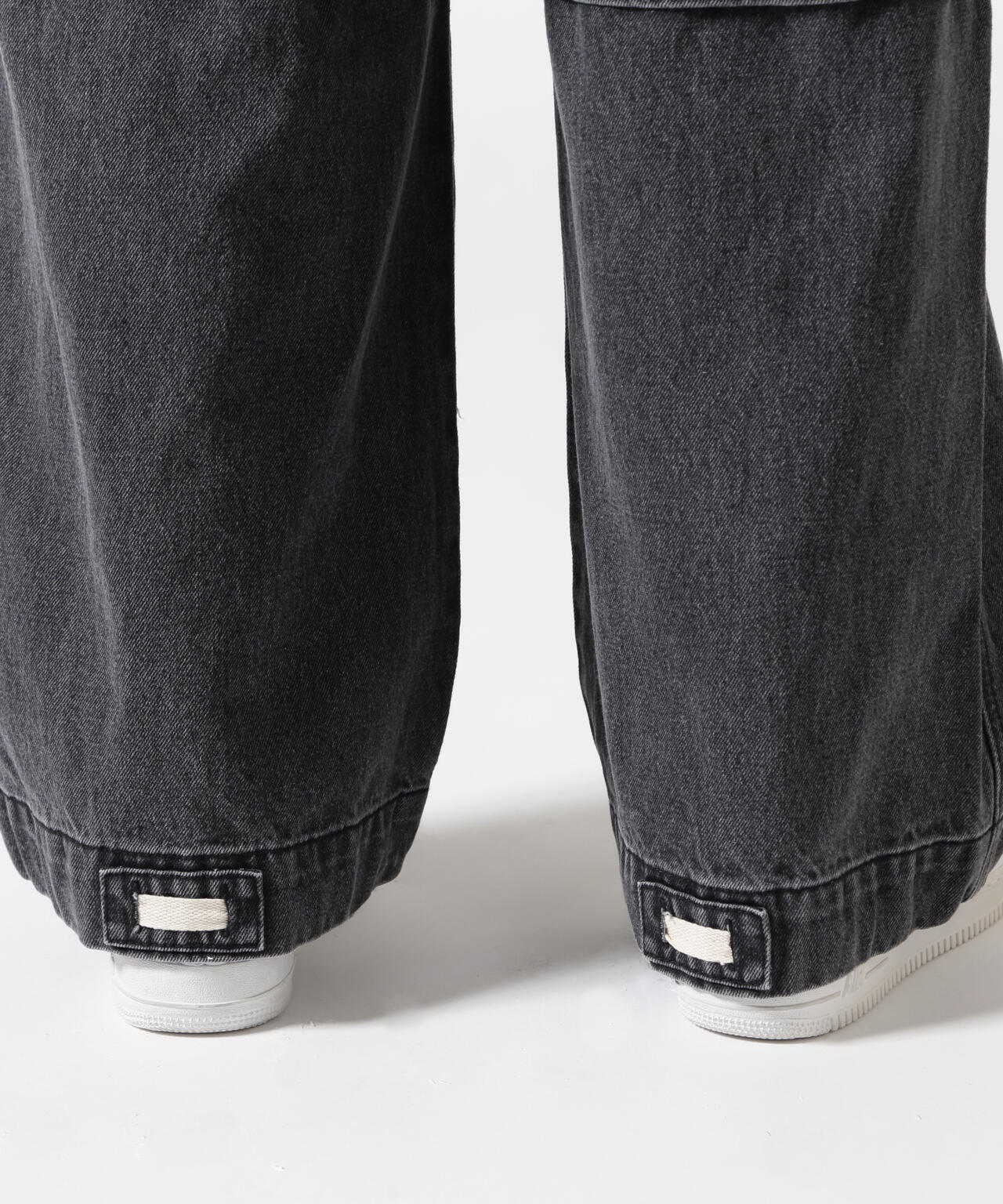 B omnivore/ビーオムニボー　DENIM CARGO PANTS
