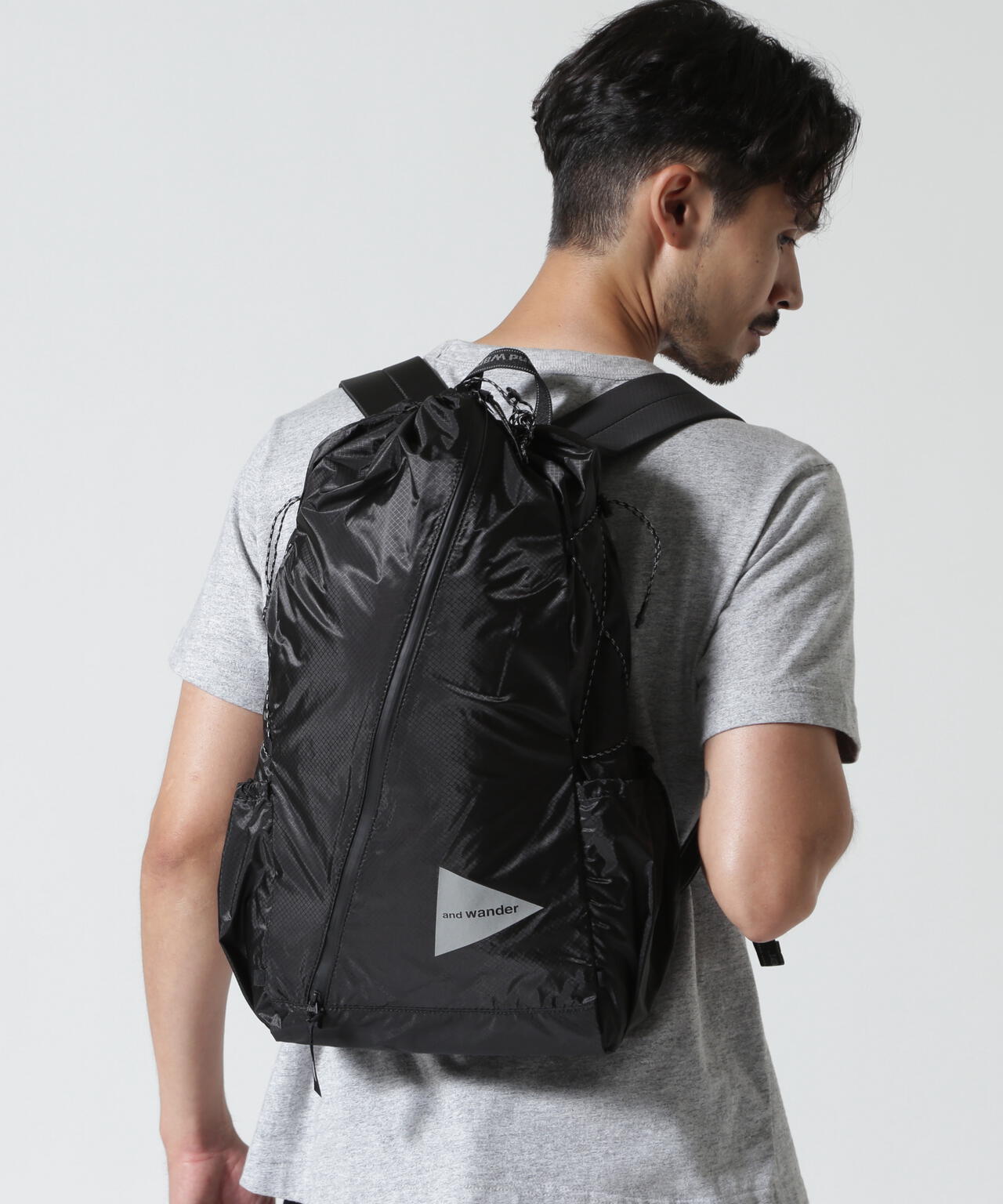 and wander/アンドワンダー sil daypack | BEAVER（ビーバー