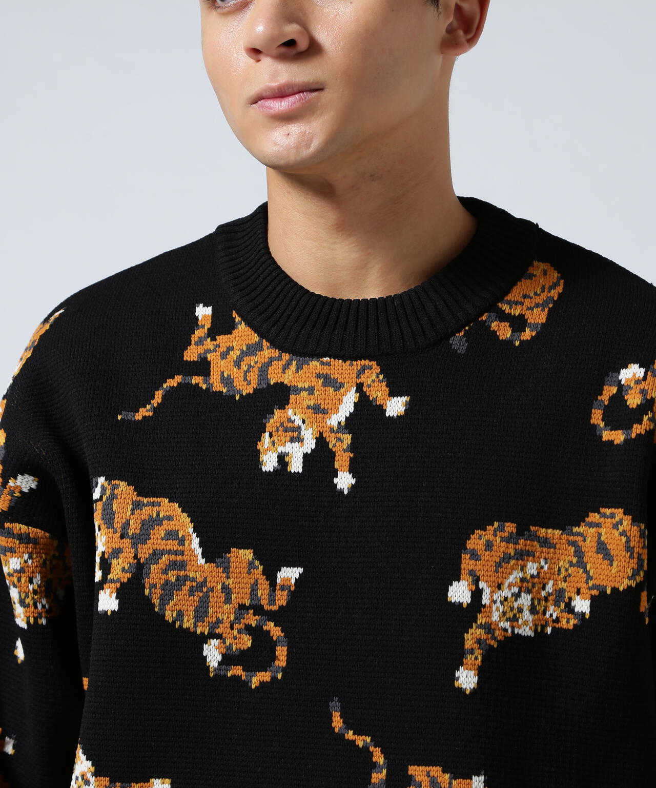 B omnivore/ビーオムニボー　TIGER KNIT TOP