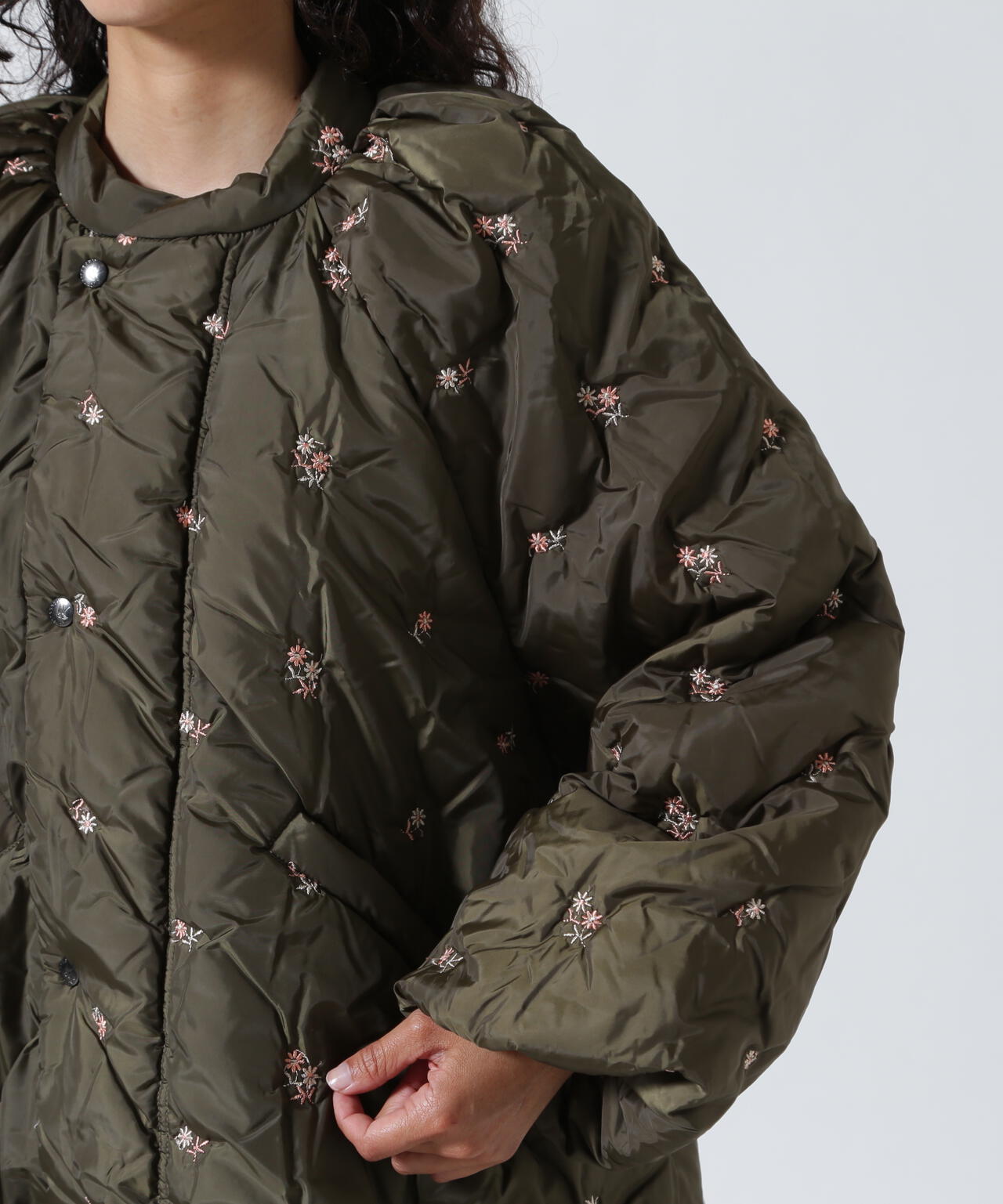 RHODOLIRION/ロドリリオン  Padded Coat - Original Floral Emb. RV1025B