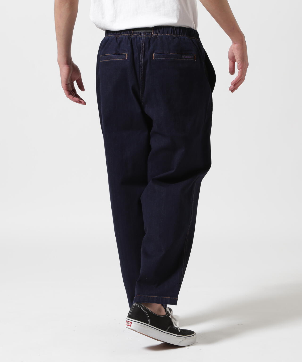 5b62d90f-ab10-5f9e-a4a6-e4ab9f545343_Image