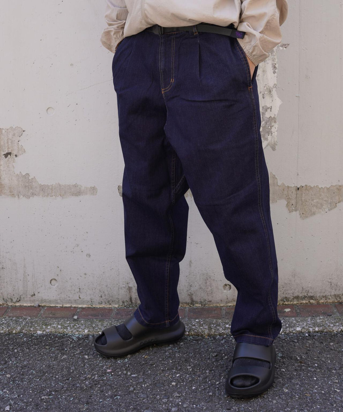 GRAMICCI×BEAVER/グラミチ×ビーバー 別注TUCK TAPERD DENIM PANT 