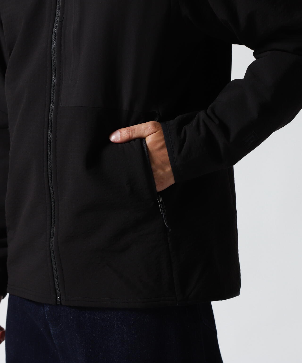 【超美品】Patagonia R2 テックフェイス フーディ 黒 Mサイズ 楽天市場】PATAGONIA パタゴニア R2 テックフェイス フーディー