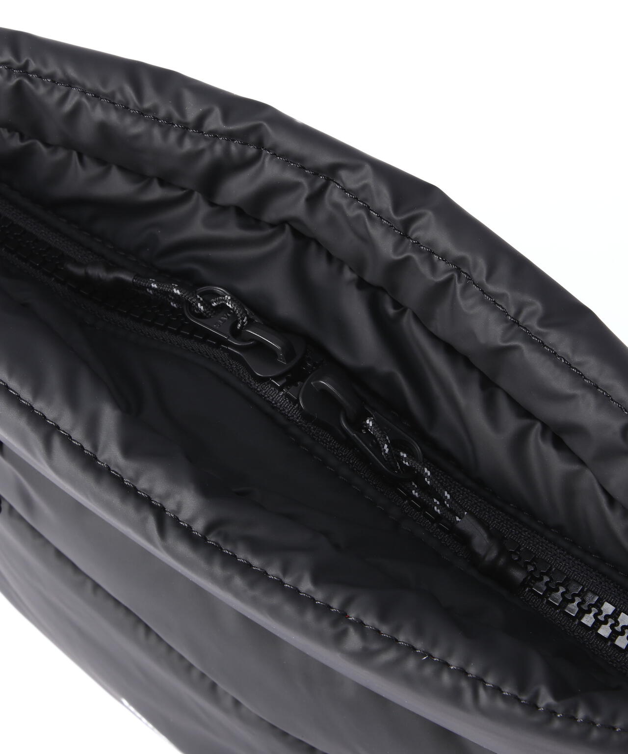 Topologie/トポロジー Besace Puffer べサス【バッグ単体