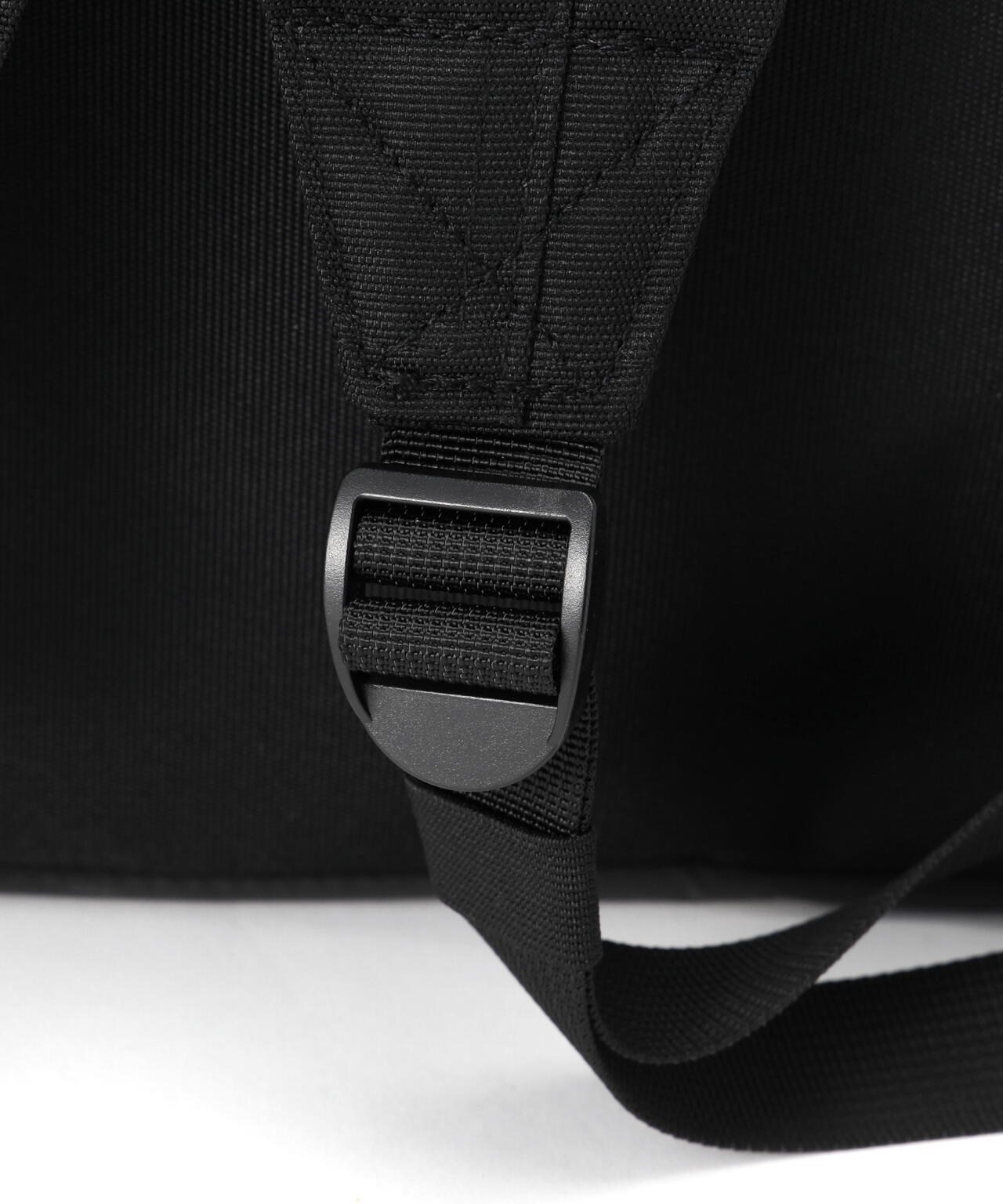 PACKING/パッキング　BLACK REFLECTIVE BACKPACK