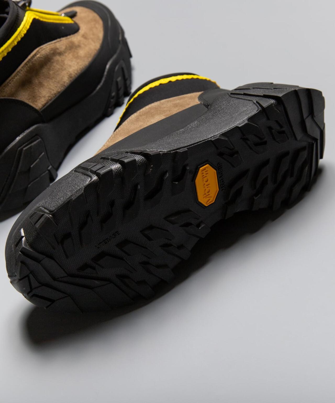 pg/ピージー  CAVE