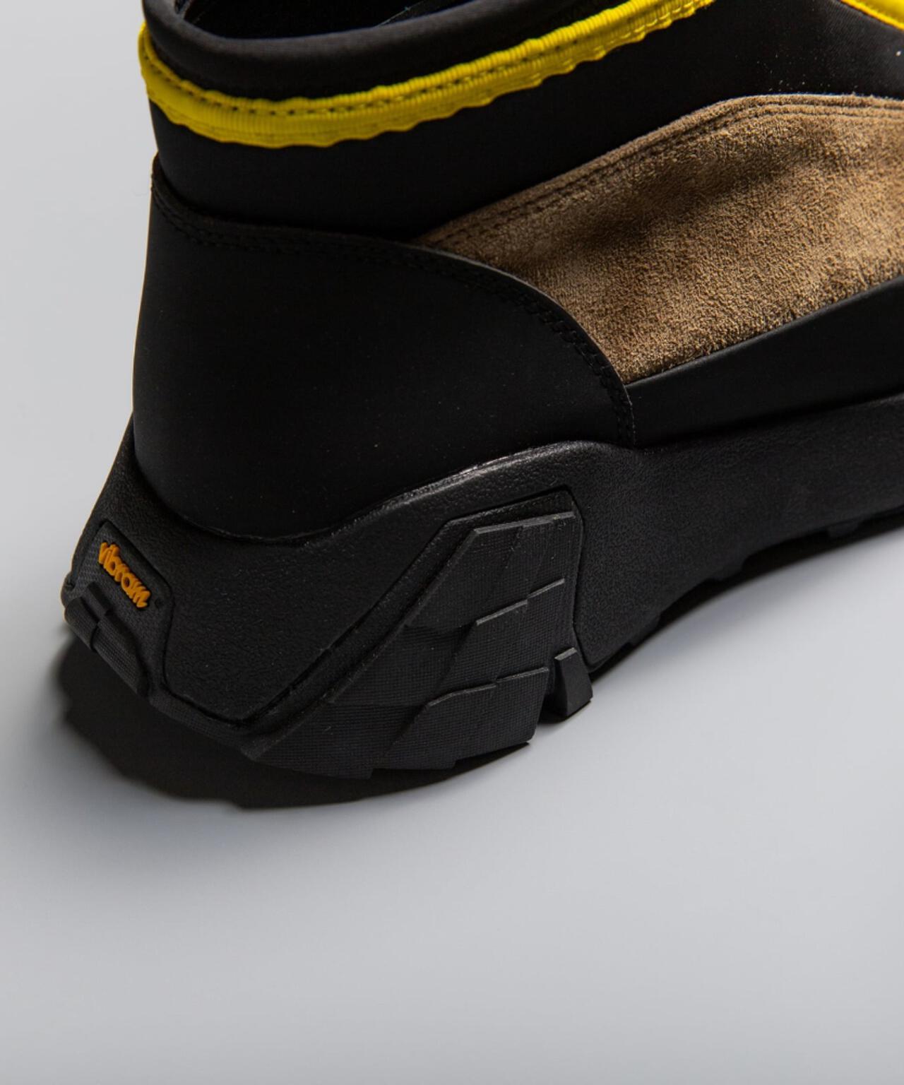 pg/ピージー  CAVE