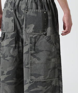 Height 178  Chest 92  Waist 76  hips 95  Shoes 27.0 着用サイズ：L