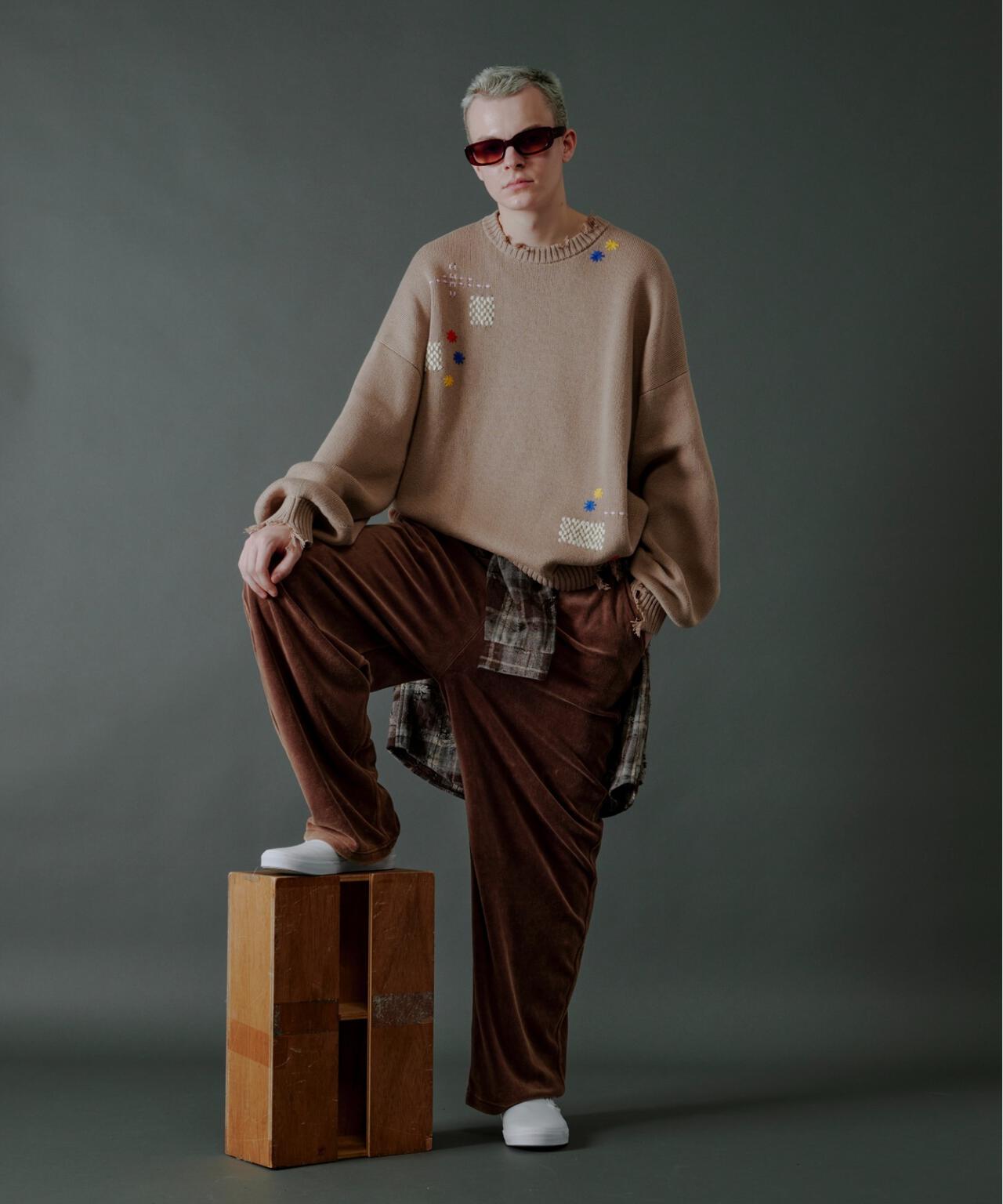 B omnivore/ビーオムニボー　HAND STITCH CREWNECK KNIT ハンドステッチクルーネックニット