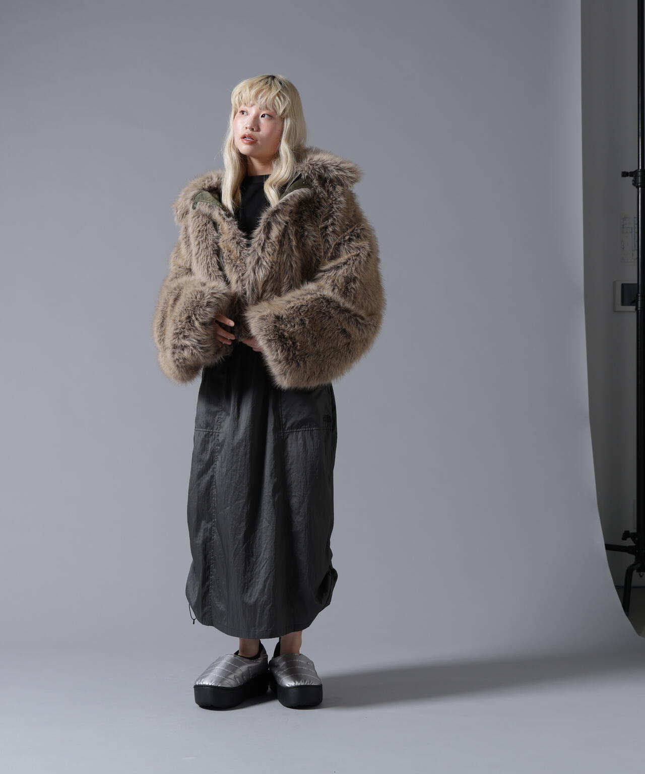 B omnivore/ビーオムニボー REVERSIBLE FUR NYLON BLOUSON