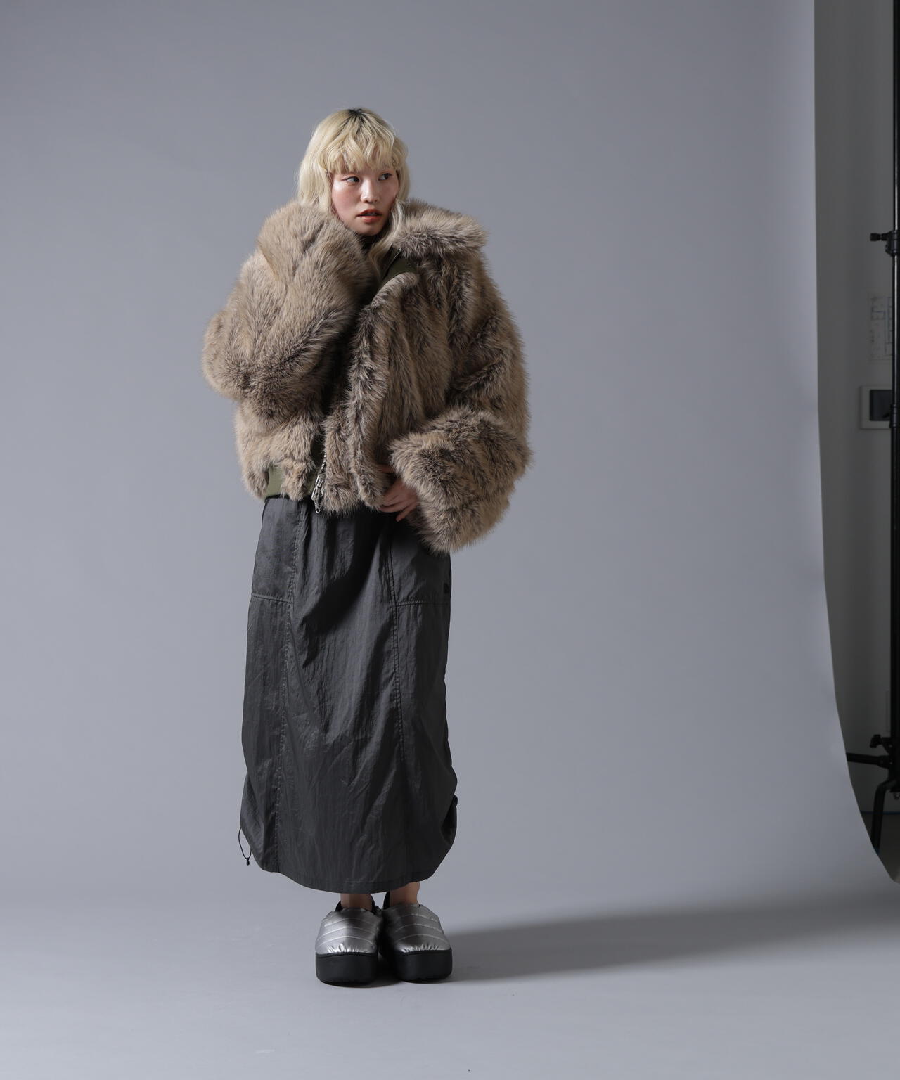 B omnivore/ビーオムニボー REVERSIBLE FUR NYLON BLOUSON