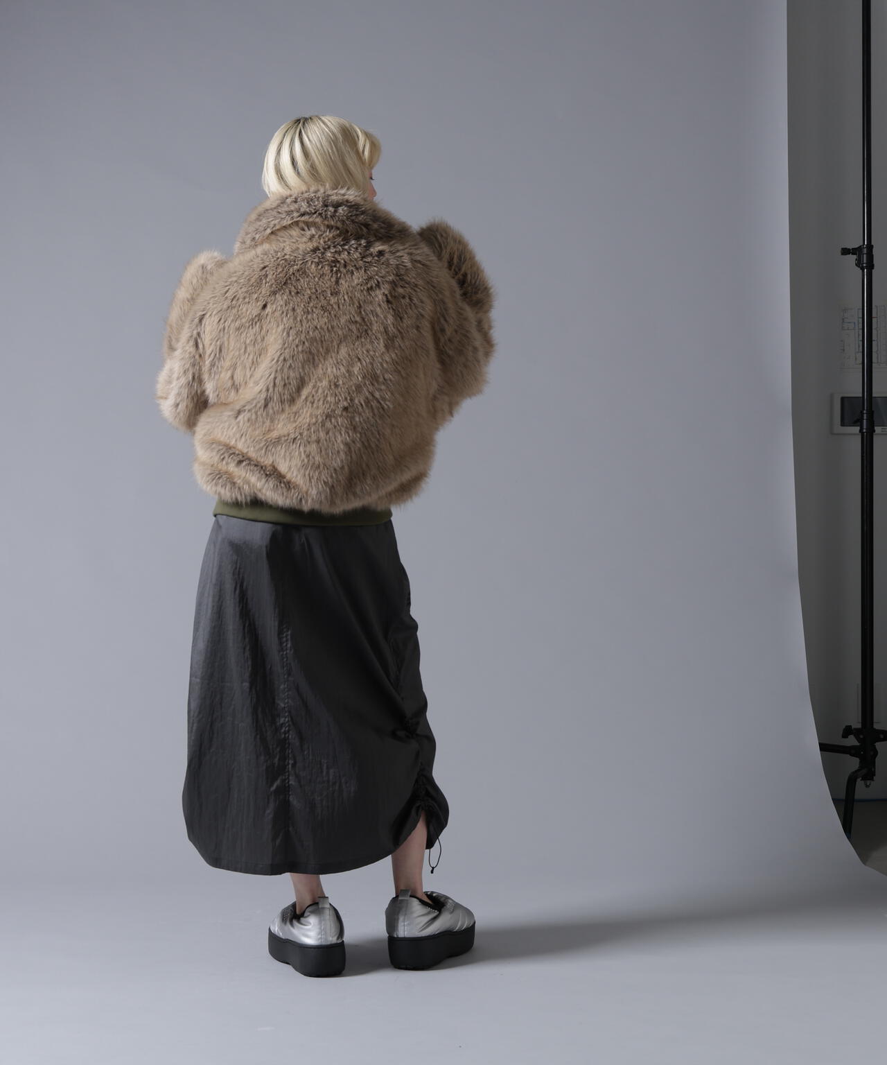 B omnivore/ビーオムニボー REVERSIBLE FUR NYLON BLOUSON