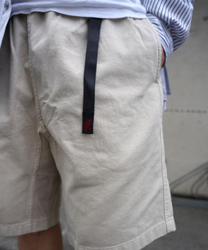 Height 178  Chest 92  Waist 76  hips 95  Shoes 27.0 着用サイズ：L