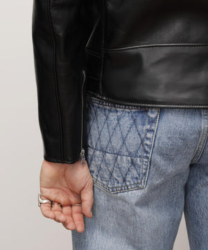 250effce-d92b-56c2-9550-f4035fe34726_Image