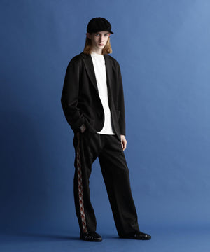 06795440-b67b-58b0-975e-387d53edf811_Image