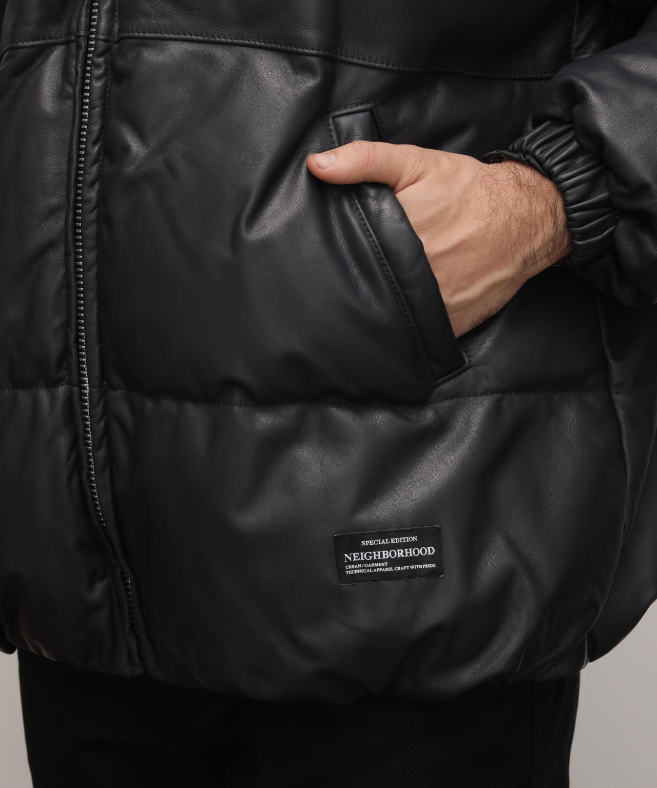 ジャケット・アウター NEIGHBORHOOD NH X Schott LEATHER HOODED NEIGHBORHOOD® × Schott feat. Kostas Seremetisが国内11月25日