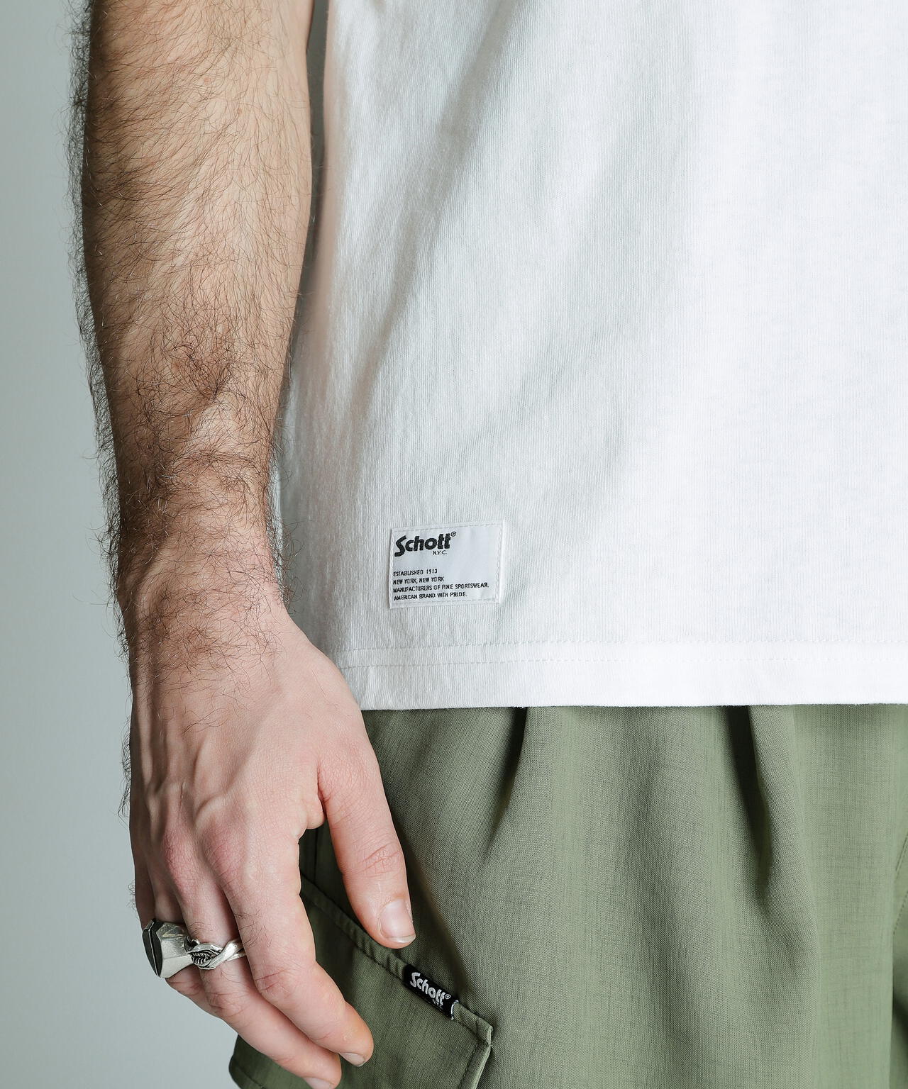 fe88ea32-51c2-5d90-aadd-b385f486bf21_Image