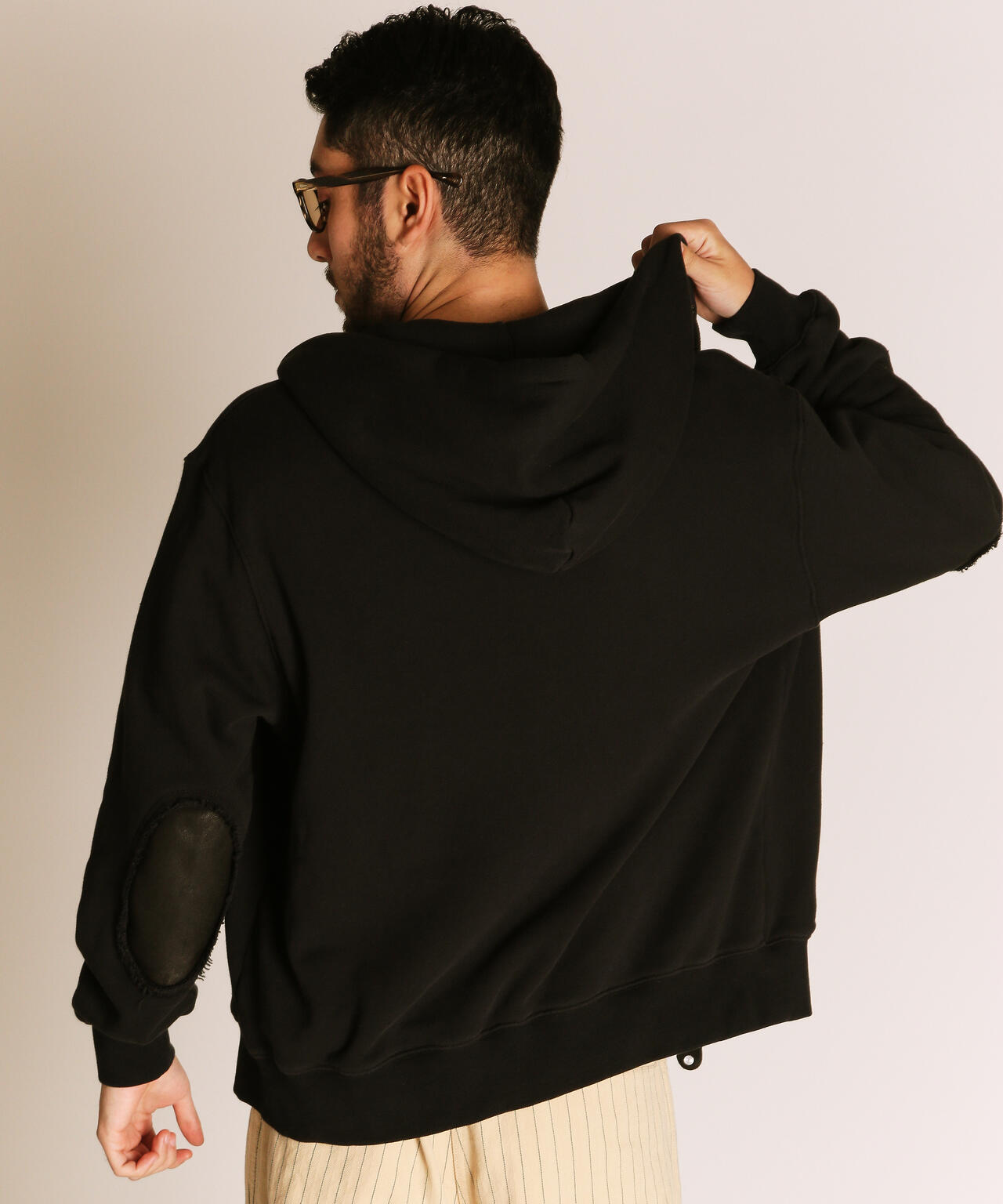 6887b9c8-15de-56e7-ad81-172ccc3184ab_Image